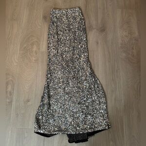 Alice and Olivia silver sequin maxi mermaid skirt with rhinestones size 2